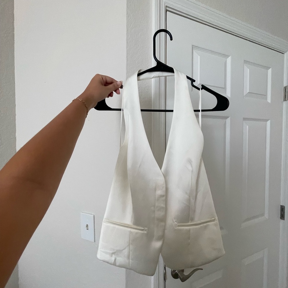 NWT Zara White Backless Vest
